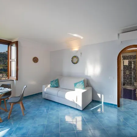 Elica - Carmine - Amalfi Coast מינורי